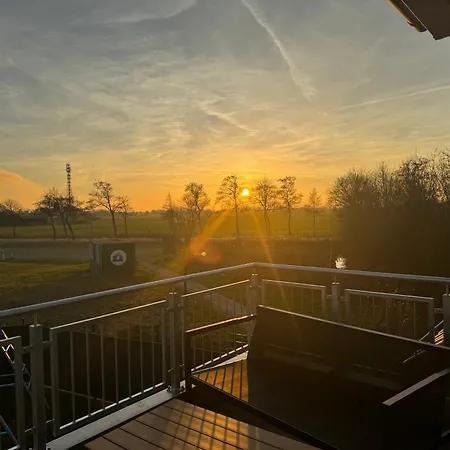 別荘 Steuerbord Nock Mit Hund シリヒ