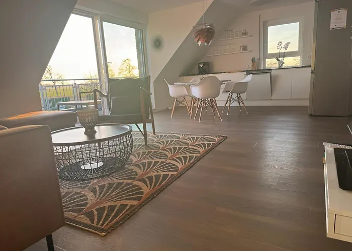 Tatil Evi Steuerbord Nock Mit Hund